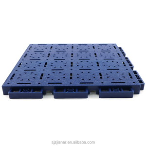 Dalles de sol sportives modulaires antidérapantes pour terrains de futsal extérieurs, à emboîtement, avec surface finie matelassée - Product Image 2
