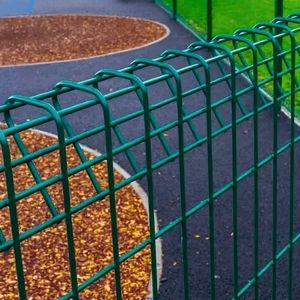 Nouvelle clôture de sécurité extérieure 2026 en treillis métallique galvanisé BRC pour la protection périmétrique des parcs et jardins - Product Image 4