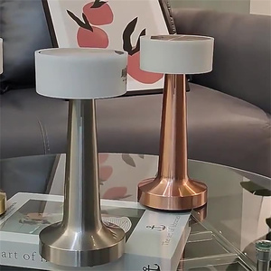 Современная металлическая настольная лампа с сенсорным датчиком - Product Image 6