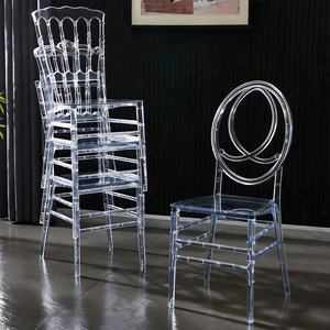 Chaise de mariage élégante en PC transparent - Design Chiavari Napoléon en cristal empilable pour hôtel, banquet, salon, appartement, extérieur - Product Image 2