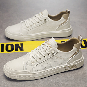 <span class=keywords><strong>2023</strong></span> scarpe sportive retrò da uomo in pelle Casual con fondo morbido bianco alla moda per la <span class=keywords><strong>primavera</strong></span> invernale e l'autunno - Product Image 1