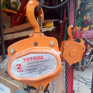 Toyoct Chain <b>Hoist</b> 2 Ton Hand Operated Orange Steel Construction Equipment - Product Image 1