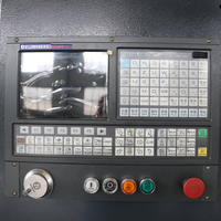 Tour CNC horizontal à banc plat YH6150, machine à tournage CNC 2 axes pour métaux, longueur de pièce maximale 850 mm pour tiges et disques