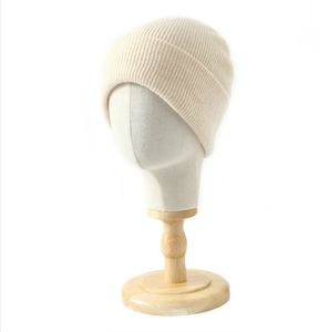 <span class=keywords><strong>Bonnet</strong></span> tricoté chaud d'hiver personnalisé avec logo vintage, style décontracté simple, épais, couleur unie, en acrylique - Product Image 2