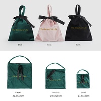 Sacs cadeaux en velours vert recyclables avec logo personnalisé, plus épais et doux, avec cordon de serrage, pour bijoux, montres, colliers, sac anti-poussière économique