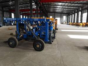 Foreuse rotative montée sur remorque, entraînée par un moteur diesel haute performance, pour puits d'eau, forage DTH, carottage de 230 m, forage de roche dure par air - Product Image 2