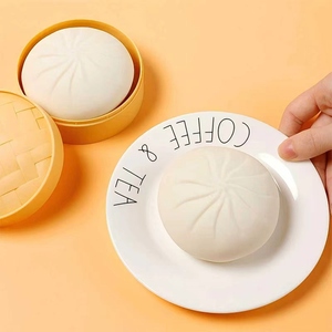 Juguete de descompresión JITENG con simulación de pan al vapor y diseño de cerdo asado para apretar y hacer sonido - Product Image 6