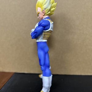 Figurine d'action de dessin animé Goku à cheveux jaunes en PVC peint simple, collection Super Saiyan <span class=keywords><strong>Vegeta</strong></span> ultra-rapide - Product Image 3