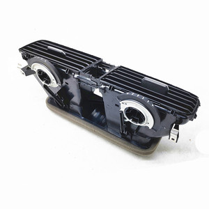 Vw Golf 7 Mk7 Center Air Vent Panel 819728 <b>Clip</b> On Plastic With Louvers For Dashboard - Product Image 3
