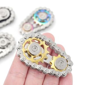 ลูกข่างฟิดเจ็ตเกียร์เชน รูปทรงโซ่โลหะ หมุนได้ด้วยปลายนิ้ว - Product Image 1