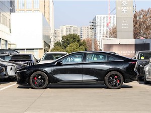 Nuova <span class=keywords><strong>Mazda</strong></span> EZ-6 2026 RE 200 Pro Sport: Auto a Autonomia Estesa con Stile Sportivo - Product Image 2