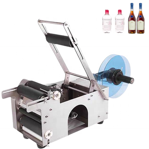 Machine semi-automatique d'impression d'autocollant de canettes de bouteille en <span class=keywords><strong>plastique</strong></span> rondes étiqueteuses de logement d'acier inoxydable - Product Image 3