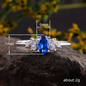 Anello Nuziale Ovale alla Moda per Donne, Elegante e Versatile Gioiello da Indossare Ogni Giorno - Product Image 5