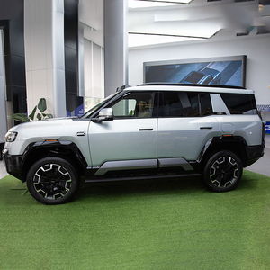 BYD Leopard 8 2026, SUV Eléctrico Híbrido Enchufable de Lujo, 6/7 Plazas, Nueva Fórmula Híbrida, Vehículo Todoterreno con Volante a la Izquierda, en Stock - Product Image 3