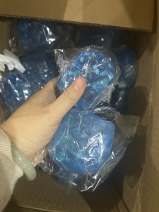 Balles <span class=keywords><strong>anti</strong></span>-<span class=keywords><strong>stress</strong></span> en forme de glaçons avec des flocons de neige, silencieuses, de forme carrée, jouet sensoriel <span class=keywords><strong>anti</strong></span>-anxiété, à remontage lent - Product Image 6