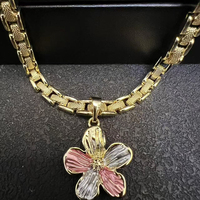 Collier pendentif classique pour femme, bijou délicat, cadeau au design magnifique