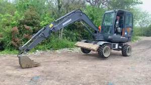 Excavatrices hydrauliques Mini excavatrices Petite pelle sur pneus CE Coréen Utilisé Doosan Dx60 Excavatrice sur pneus 5 tonnes 6 tonnes à vendre - Product Image 3