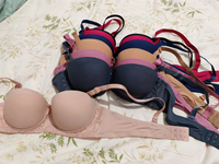 Meilleure Vente Soutien-gorge Confortable en Dentelle pour Femme avec Forte Élasticité, Vente Directe Usine en Gros, Soutien-gorge à Armatures avec Logo sur la Coupe