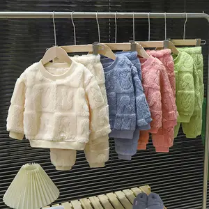 2024 가을 겨울 아기 옷 플란넬 유아 소년 소녀 양털 따뜻한 스웨터 탑 바지 2PC 어린이 잠옷