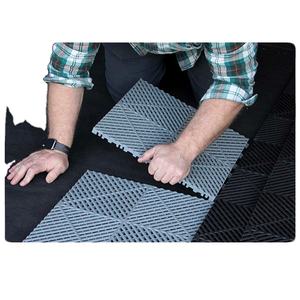 Carreaux de sol imbriqués parfaits pour le garage de voitures, les sous-sols, les gymnases, les ateliers de réparation - Product Image 1