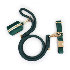 Nuevo <span class=keywords><strong>Collar</strong></span> de Terciopelo para Perro con Porta Bolsas para Excrementos, Correa Resistente Hecha a Mano, Precio de Fábrica al por Mayor - Product Image 4