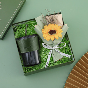 Vente en gros de coffrets-cadeaux de serviettes de bain pour femmes filles mamans-pour l'anniversaire de la Saint-Valentin, Noël et les occasions de mariage - Product Image 2