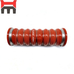 สายยางอินเตอร์คูลเลอร์รถขุดรุ่น EC250D EC300D รหัส 17247766 ขายดี - Product Image 3
