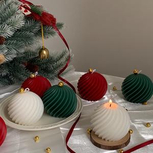Décorations de Noël en gros pour l'intérieur : Ornements d'arbre de Noël, Boules de Noël Origami en nid d'abeille - Product Image 4