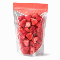 Sachet Doypack de fraises lyophilisées transparentes avec fermeture à zip refermable et visibilité totale du produit pour la vente au détail