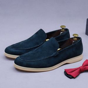 Chaussures en cuir souple pour hommes, fabriquées à la main, de haute qualité, avec une texture mate et un design rétro à bout pointu - Product Image 4