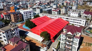 Tente de cérémonie de mariage rouge de 500 à 700 places, toit en aluminium et PVC, pour <span class=keywords><strong>salle</strong></span> de banquet, zone de réception, scène de festival, événement en plein air, jardin - Product Image 2