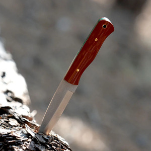 Cuchillo de Caza y Camping de Acero Inoxidable de Grado Industrial 100% de Alta Calidad, 6 Meses de Garantía, OEM Disponible, Hecho en Pakistán - Product Image 6