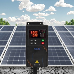 Variateur de fréquence RIQNO série B320 220V/380V 0,75-11KW pour moteurs triphasés AC et pompes solaires IP20 50/60Hz Contrôle vectoriel - Product Image 1