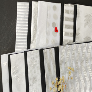 Papel de Seda Personalizado con Logotipo Plateado al <span class=keywords><strong>por</strong></span> <span class=keywords><strong>Mayor</strong></span>, Hojas de Embalaje <span class=keywords><strong>para</strong></span> Ropa y Prendas Personalizadas, Papel de Envolver Blanco de 50x70 - Product Image 3
