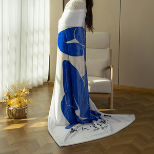 Manta de Franela de Poliéster Suave y Cálida Personalizada al por Mayor, Tejida para Uso en el Hogar y Viajes en Invierno, Mantas para Cama - Product Image 1