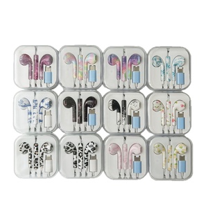 Écouteurs filaires imprimés couleur pour Phone <span class=keywords><strong>17</strong></span> avec commande filaire et microphone, écouteurs à décodage numérique - Product Image 1