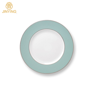 Haute qualité porcelaine <span class=keywords><strong>vert</strong></span> clair bande chargeur <span class=keywords><strong>plaque</strong></span> assiette en céramique pour le banquet de mariage - Product Image 4