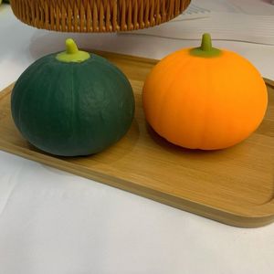 Juguete de Pelota Ventiladora de TPR con Simulación Musical de Calabaza para Aliviar el Estrés y la Ansiedad en Niños - Product Image 1