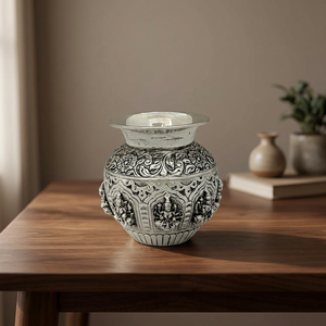 Estatua de Ashtalakshmi Kalash con Tallado Fino - Product Image 3
