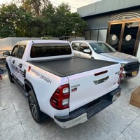 Couverture de benne électrique rétractable en aluminium OEM pour Toyota Double Cab 2016-2024, couvercle rigide à enroulement, étanche et anti-poussière pour pick-up