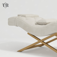 Ensemble de lit de massage thaïlandais Turri Modern Metal, design incurvé, ergonomique, réglable, construction en acier inoxydable pour salon de beauté