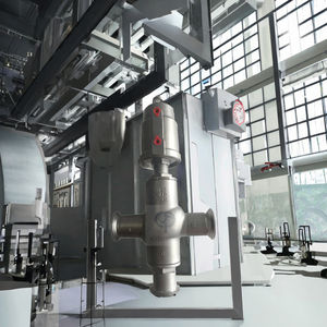 Válvula Neumática de Asiento Angular de Acero Inoxidable de Tres Vías de Instalación Rápida para Aplicaciones con Agua - Product Image 3