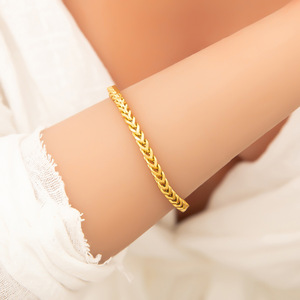 Women's <b>Titanium</b> Steel Bracelet Electroplated 18K Gold <b>Chain</b> Fashion Jewelry Geometric Design Light Luxury Accessory - Product Image 2