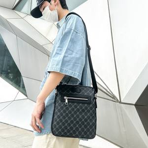 Venta al por Mayor Directa de Fábrica, Bolso Cuadrado de Cuero para Hombre, Bolso Bandolera para Hombre, Bolso de Hombro de Diseñador para Hombre - Product Image 4