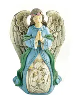 Reçine el sanatları dua büyük diz çökmüş melek kanatları ile vaftiz dini törenleri en hıristiyan ve katolik ülke