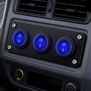 Panneau d'interrupteur 3 groupes étanche 12V LED bleue avec bascule ON/OFF pour voiture, bateau, yacht, camping-car, camion - Product Image 1