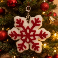 Mignon porte-clés en peluche en coton PP en forme d'hexagone flocon de neige, design personnalisé, cadeau de Noël, décoration, mini jouet avec sac OPP