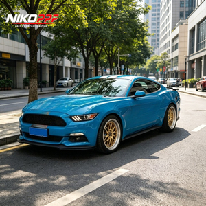 Película Protectora NIKO, Nuevo Producto, Autoregenerable, 7.5mil de Grosor, TPU, Color Azul Toscana, Instalación en Seco, Vinilo para Autos - Product Image 1