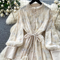Robe chemise midi élégante rose brodée pour femme, coupe trapèze, manches longues, col à revers, ceinturée, pour le quotidien