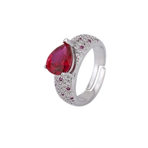 Anillos de Lágrima de Cobre Ecológico de Alta Calidad al por Mayor de Fábrica, con Zirconia de Vidrio Roja y Azul de 8mm, Resistentes al Agua y al Deslustre - Product Image 1
